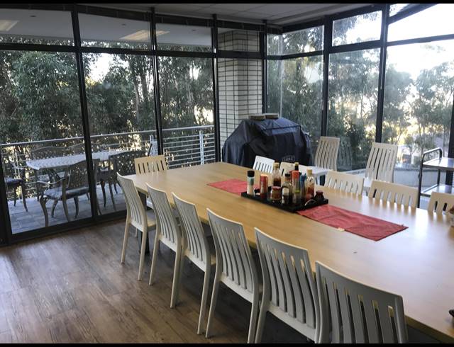 876M² OFFICE TO LET IN PLATTEKLOOF